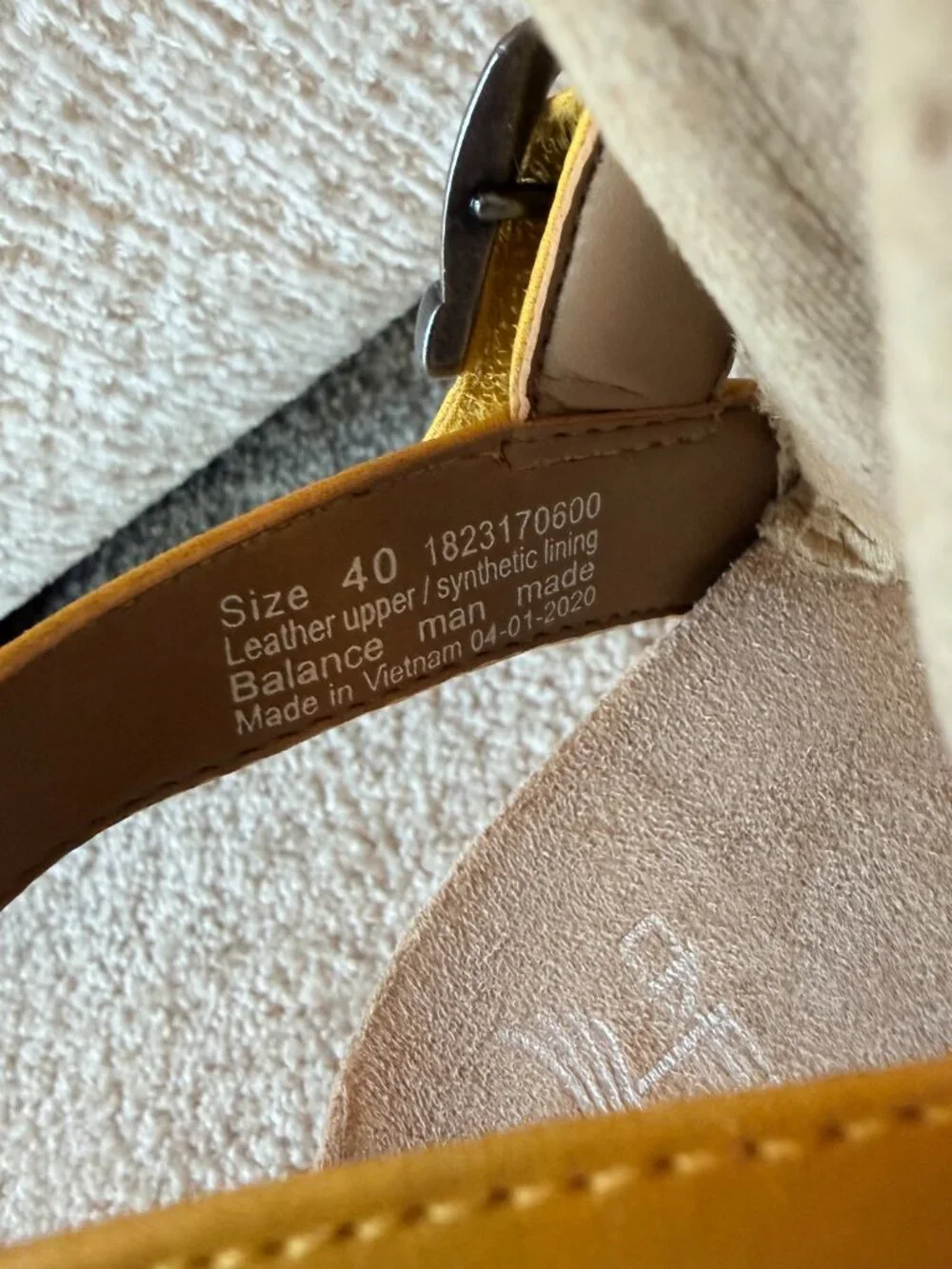 Dansko Laurie Yellow Burnished Leather Sandals - SIze 40